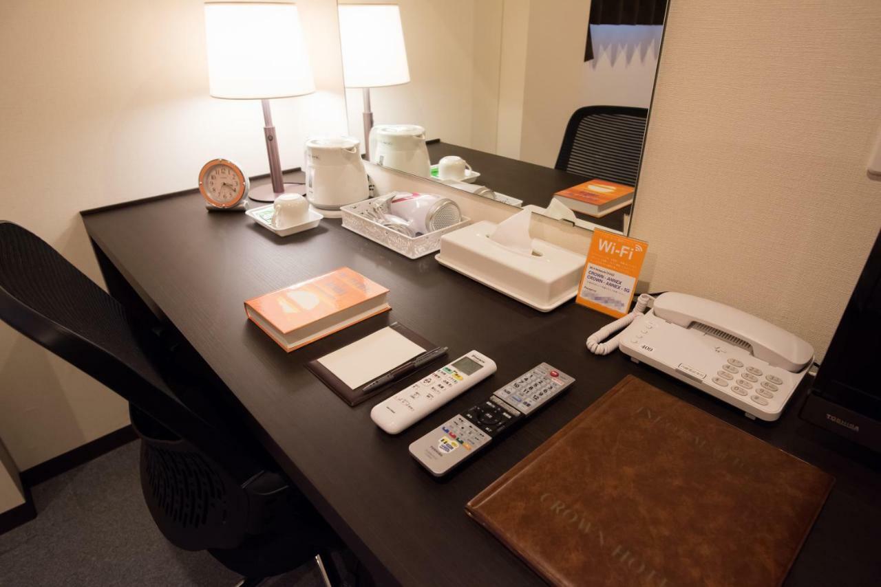 Crown Hotel Okinawa Annex Екстер'єр фото